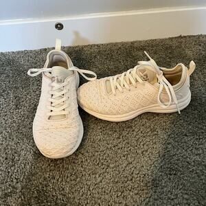 APL techloom phantom‎ sneaker shoe light pink knit women’s size 8